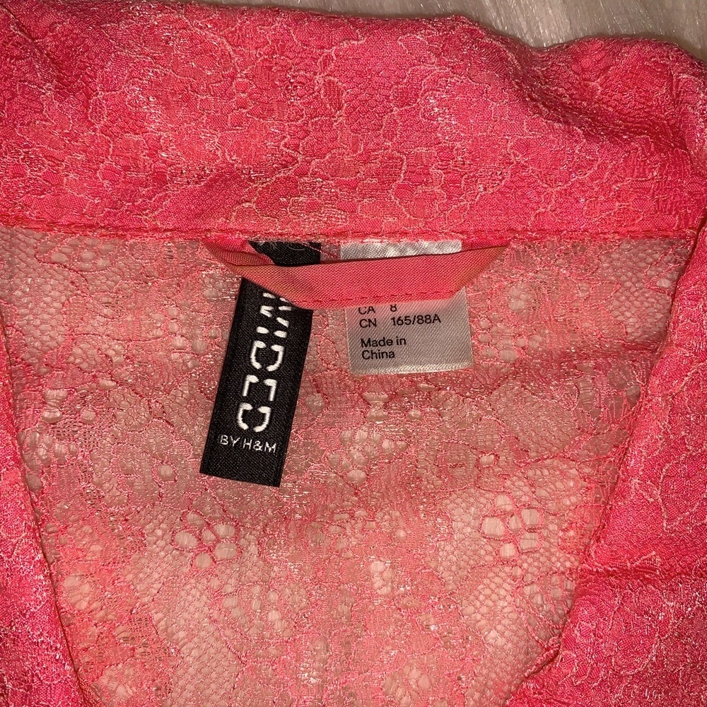 Divided Lace Jacket - Picture 3 of 3